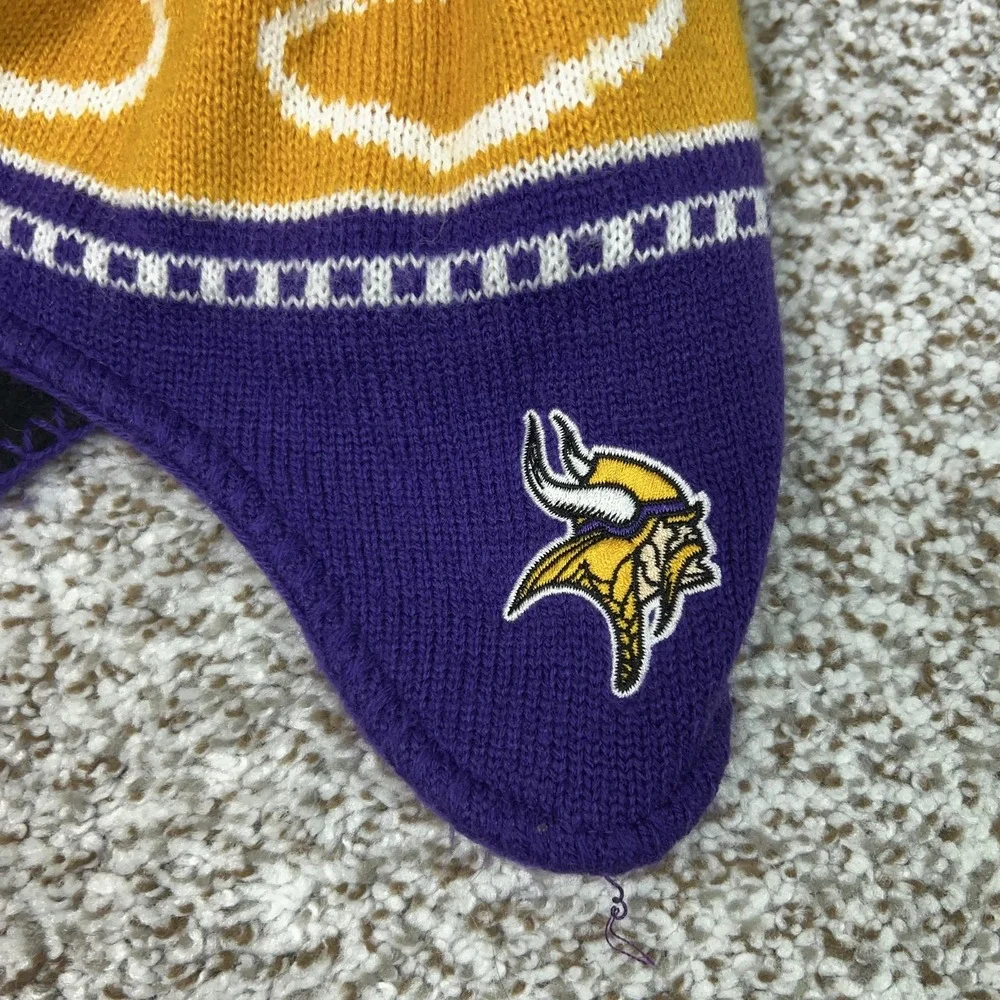 Minnesota Vikings Hat Beanie Kids Purple Gold NFL Football Ear Flap Tassel Youth
